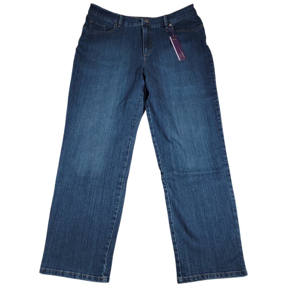 Gloria Vanderbilt Amanda Jeans Womens 18 Short Sculpt Stretch Straight Leg NWT
